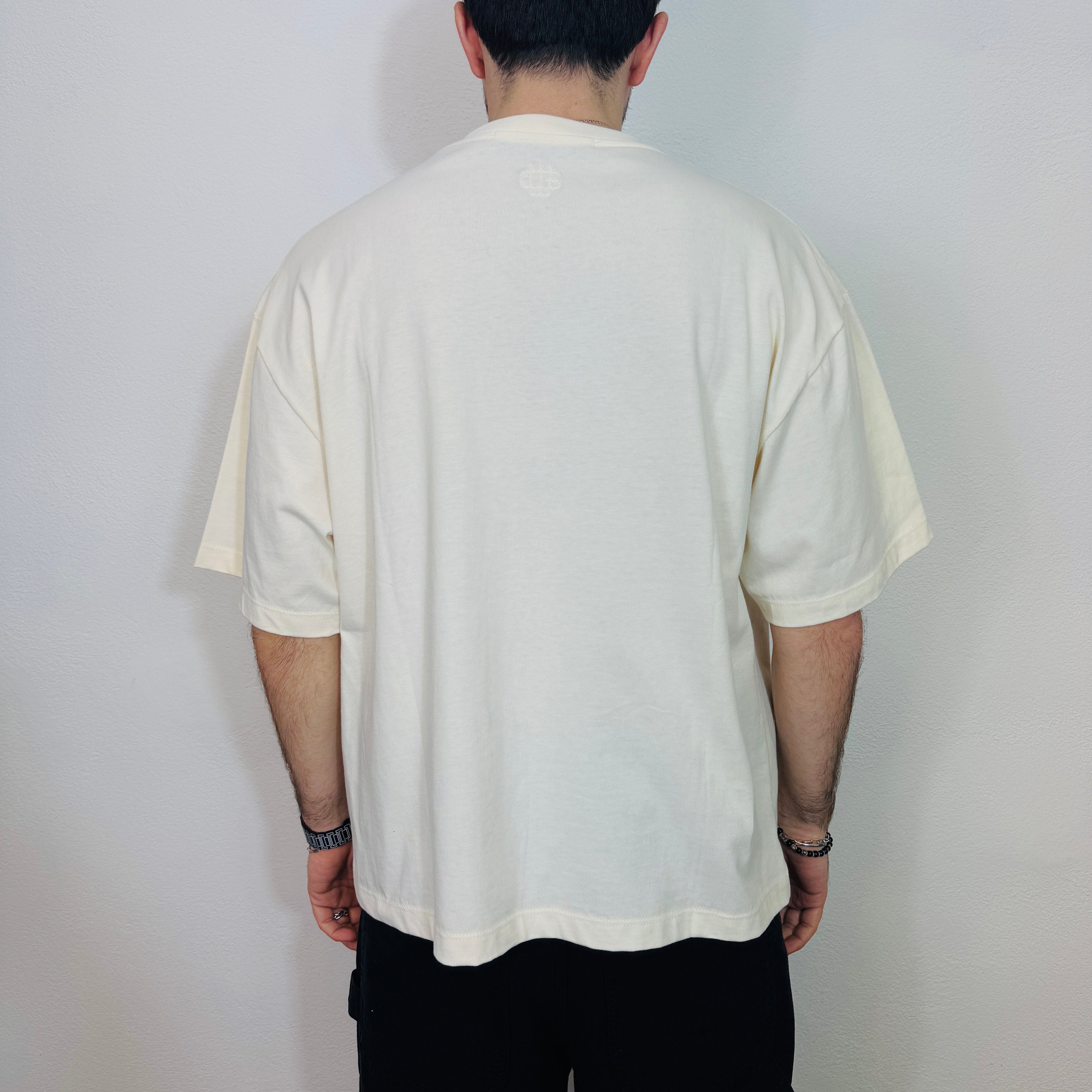 GARMENT WORKSHOP boxy logo